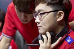 九游会J9官网关于科维托娃巅峰对决，Faker与50激战TES分钟，问鼎冠军胜负难料！的信息