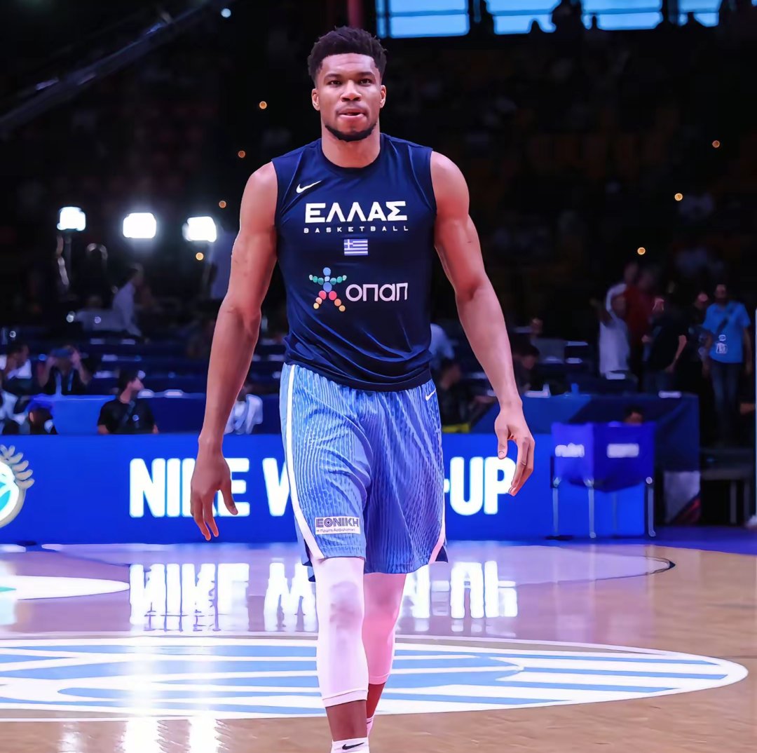 字母哥迎来十五赛季高光表现,勇士球迷沸腾!的简单介绍 字母哥迎来十五赛季高光表现,勇士球迷沸腾!的简单介绍