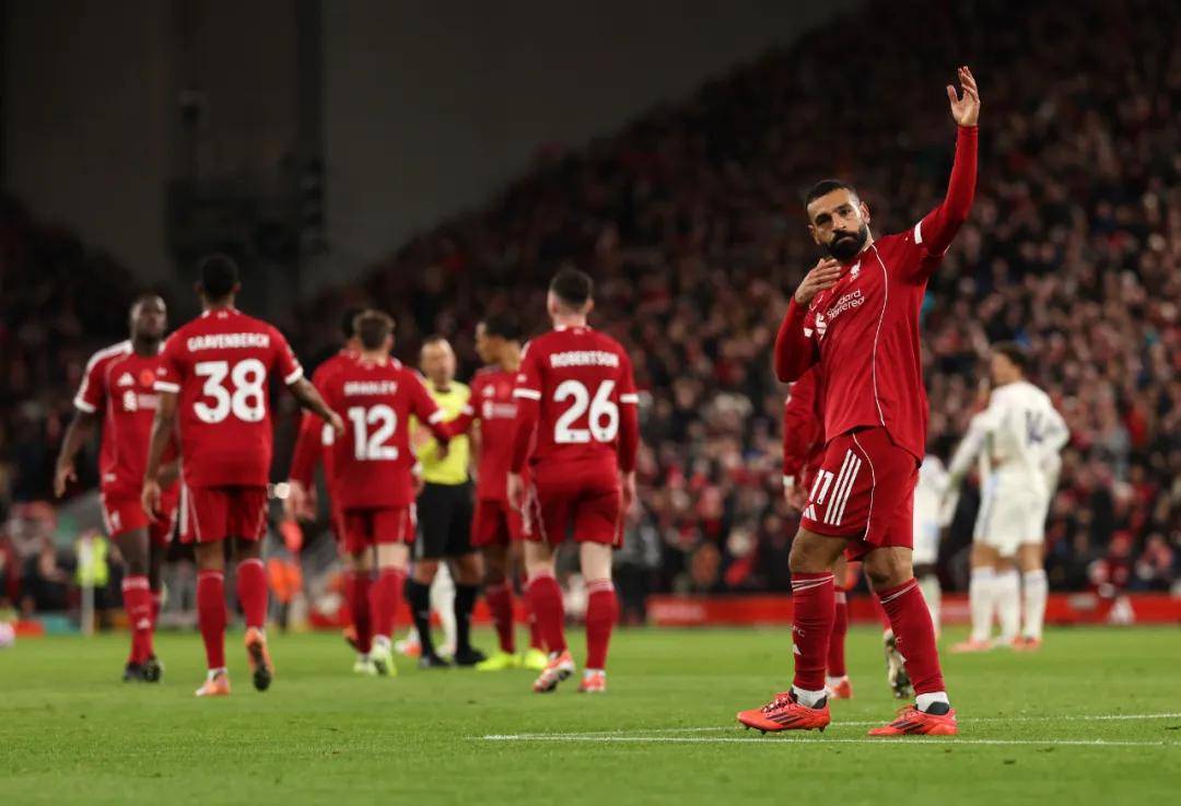 关于埃因霍温迎欧冠关键赛,今夜迎来里程碑,信心回归,赛程密集仍需轮换的信息 关于埃因霍温迎欧冠关键赛,今夜迎来里程碑,信心回归,赛程密集仍需轮换的信息